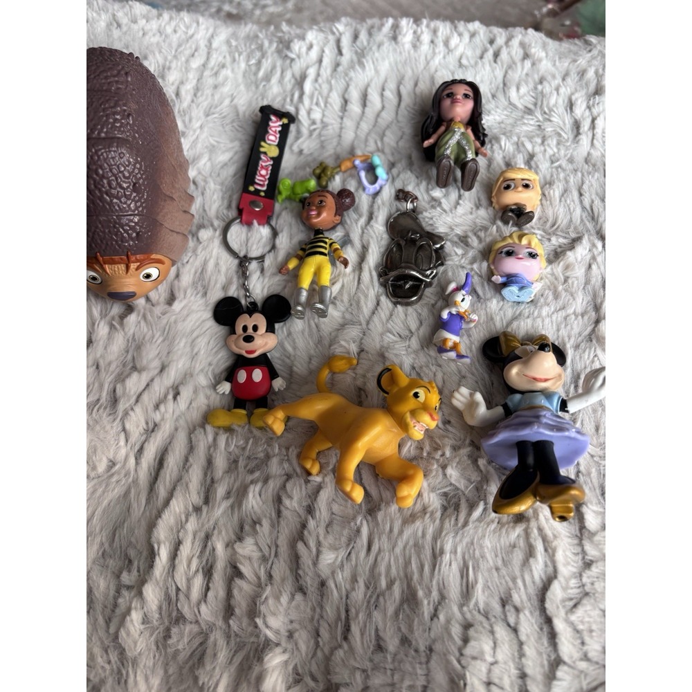 Disney Collectors This Is For You Figures One Price For All 3047